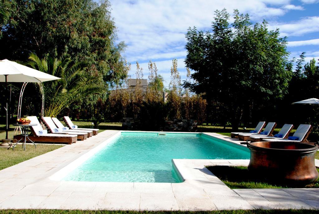 Suter Petit Hotel San Rafael  Bagian luar foto