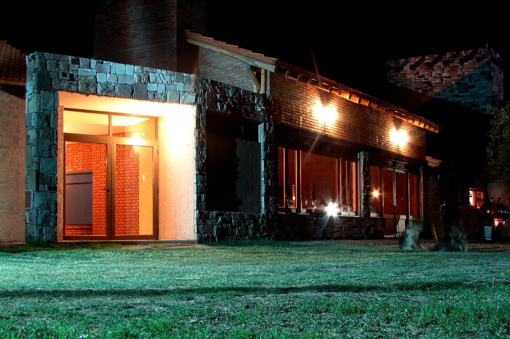 Suter Petit Hotel San Rafael  Bagian luar foto