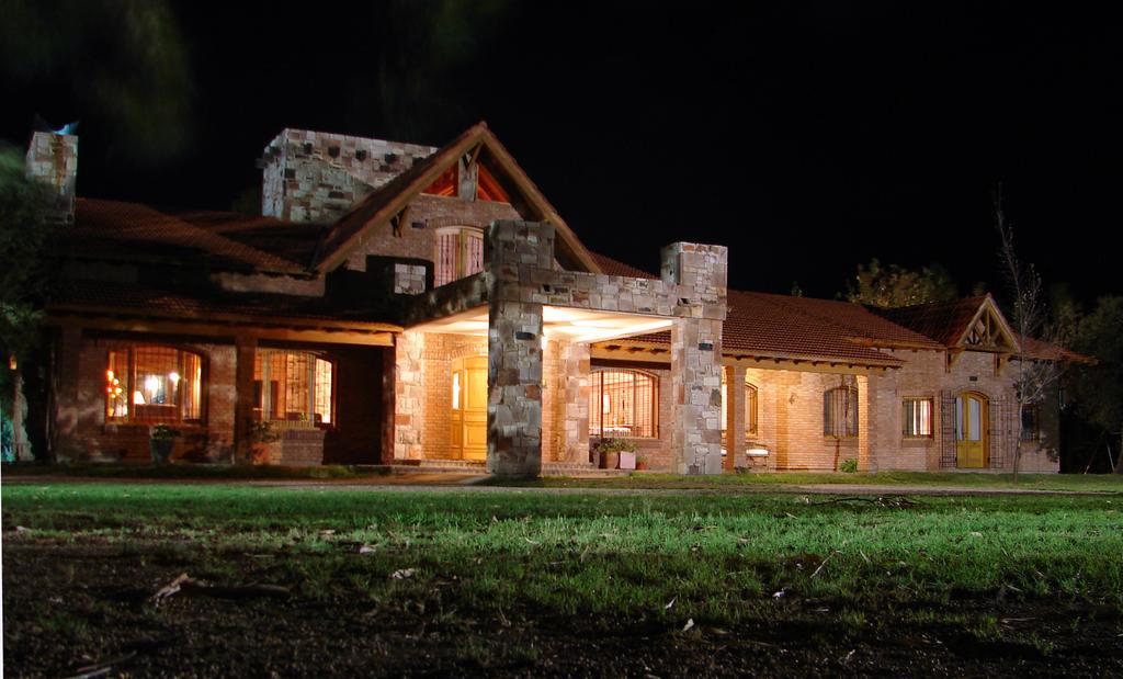 Suter Petit Hotel San Rafael  Bagian luar foto